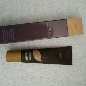 Tarte concealer in light
